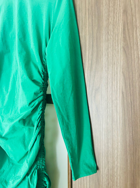 Krásne asymetrické šaty značky zara, zara,m