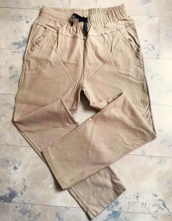 Nohavice s vysokým pásom, l