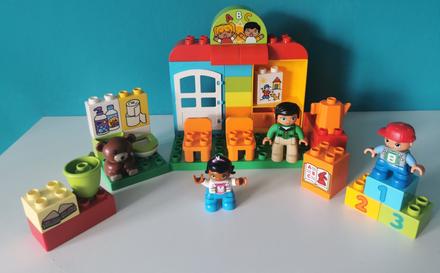 Lego duplo 10833,