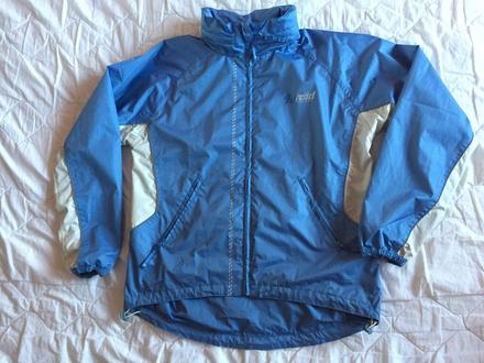 Nenosená tenká prepracovaná cyklistická bunda, 40