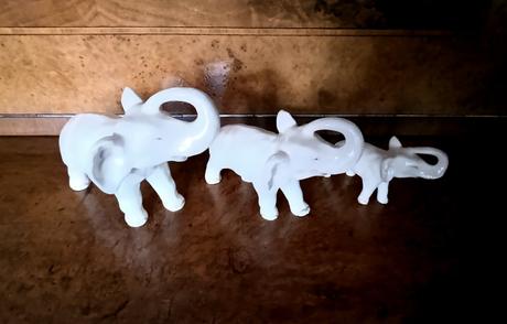 Rodinka slonov - royal dux, 