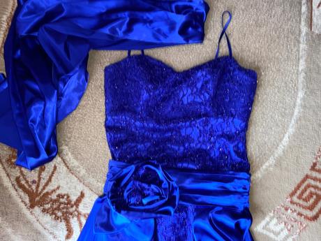 Slávnostne nadherne šaty 2v1, 38