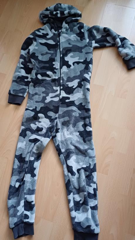 Teplý overal, f&f,146