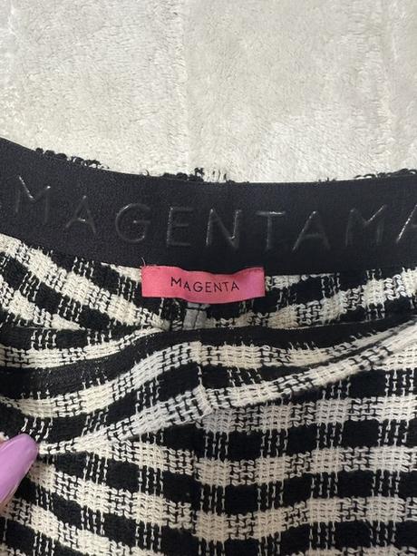 Pletené tenké ľahké krátke nohavice zn. magenta, m / s