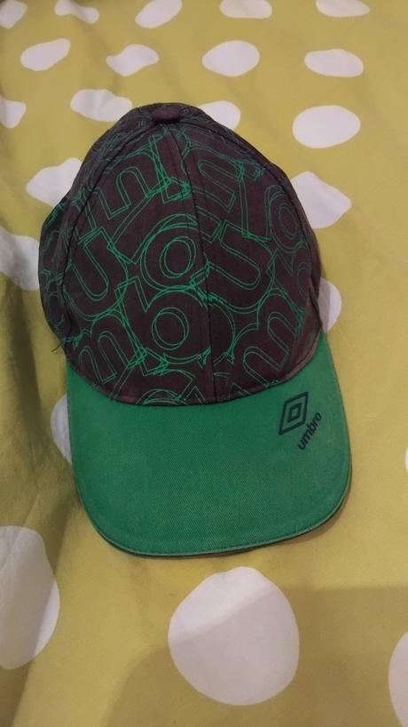 Šiltovka umbro č.140/160, umbro,140