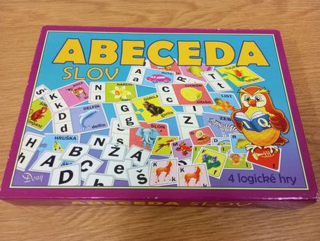 Náučná hra abeceda,