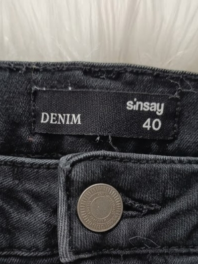Džínsy s vysokým pásom, sinsay,l