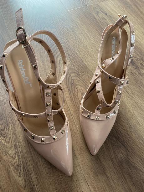 Lakované lodičky, 40