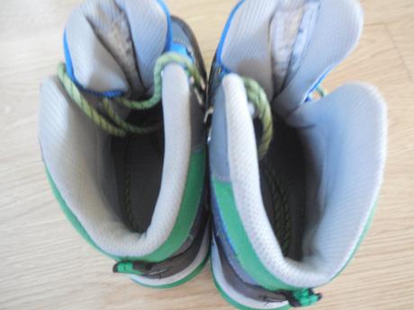 Trekové topánky, 31