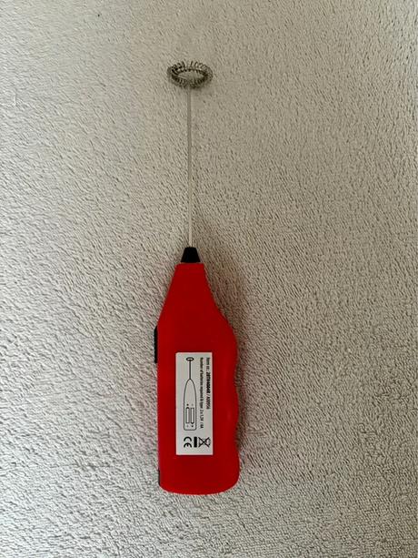 Ručný napenovač mlieka banquet, 