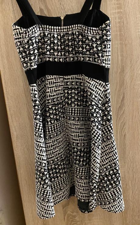 Slávnostné šaty, xs