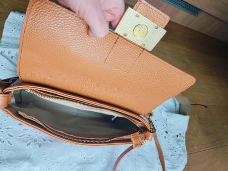 Kožená kabelka zn. vera, 