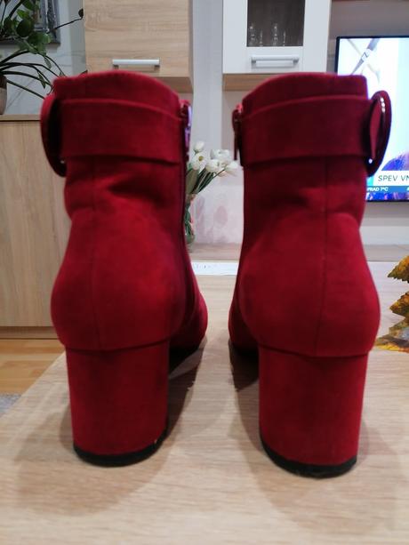 Kotniky-bodyflirt, 39