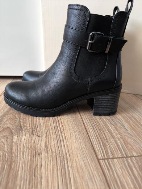 Dámske členkové čižmy, clara barson,38