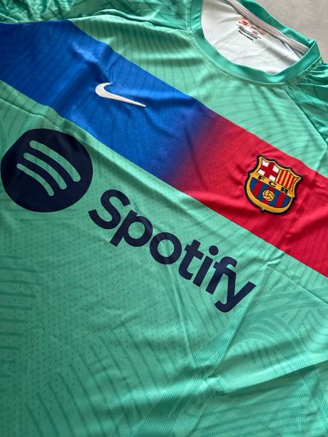 Futbalové tričko ronaldo , gavi, messi, l / m / s / xl / xxl