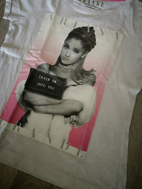 Tričko ariana grande, 128