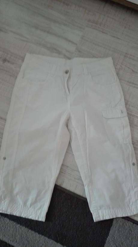 Biele tristvrtaky 164, c&a,164