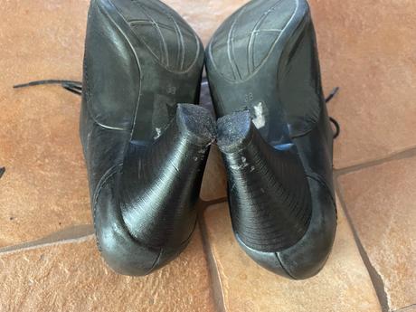 Čierne kožené topanky, 38