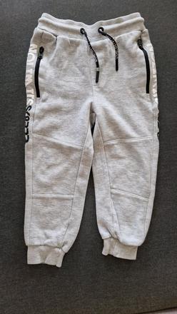 Tepláky reserved top stav, reserved,110