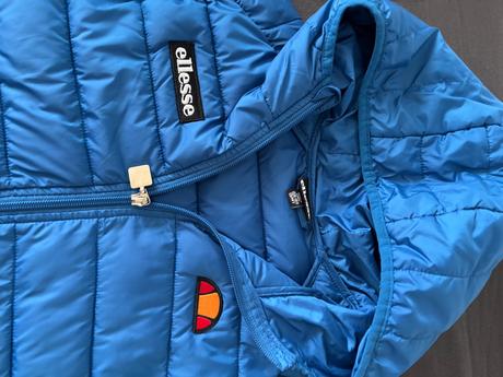 Vesta ellesse, 158