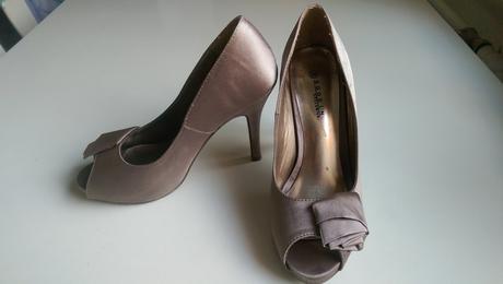 Spolocenske lodicky, 35