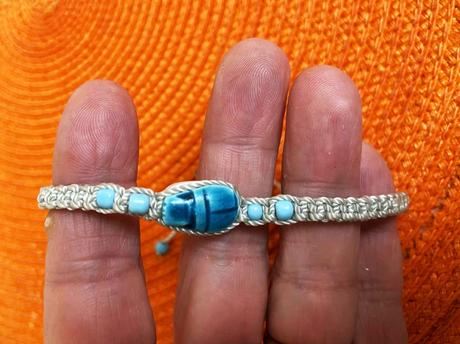 Uväzovací náramok, 