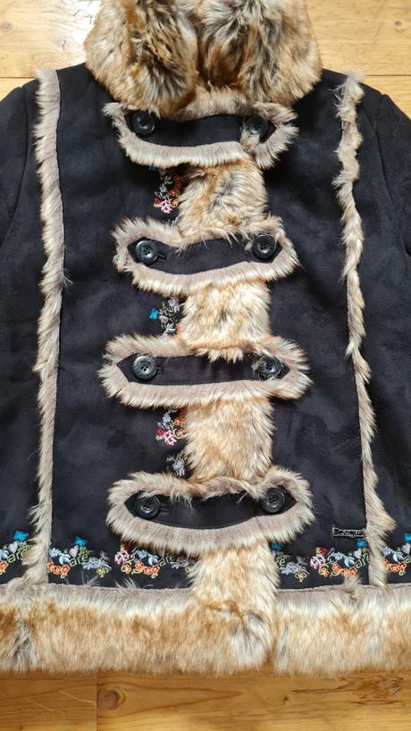 Kožúšok desigual - nový, desigual,40
