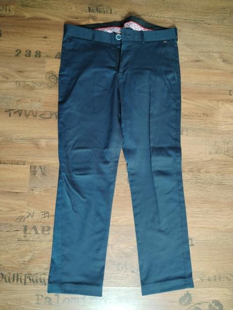 Chlapčenský oblek, 170