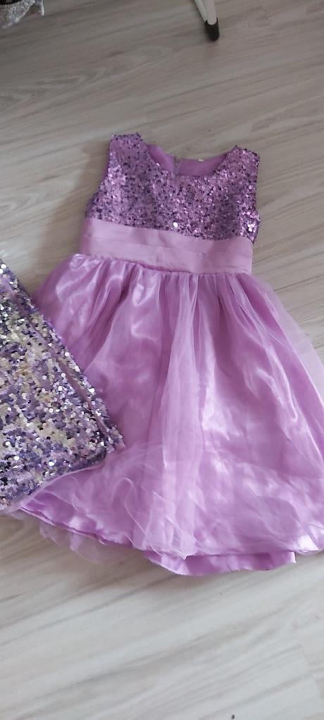 Flitrované šaty, 116