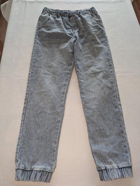 Max 5x oblečené rifle, sinsay,158