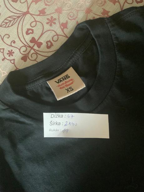 Vans tričko s našivku, xs