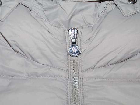 Bunda moncler 122/128, 122