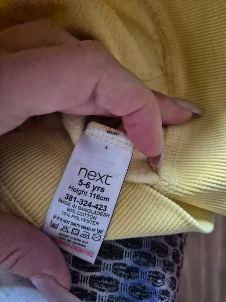 3x mikinka, next,116