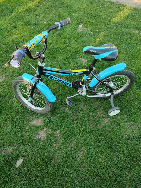 Chlapčenský bicykel, 16