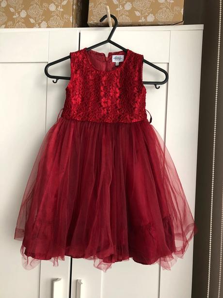 Bordové šaty, armani,104