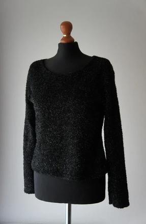 Čierny sveter s textúrovaným úpletom a lesklou niť, m