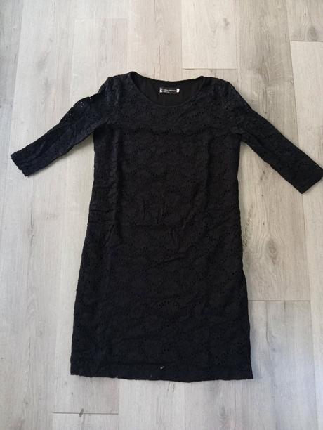 Čierne krajkove saty, xl