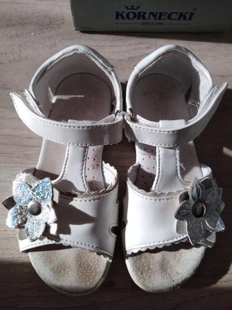 Sandalky, kornecki,28