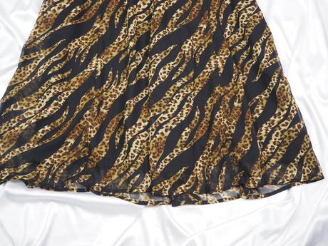 Kvalitné letné šaty rené derhy, 44