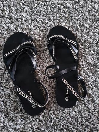 Sandalky, 39