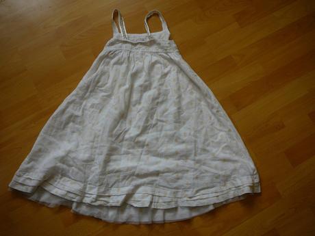 Dievcenske saty, 128