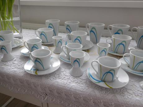 Porcelánová sada na čajík+kapučíno+kávičku-nová, 