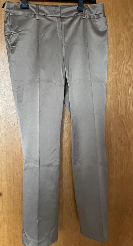 Nohavice e elastanom elegant, 40