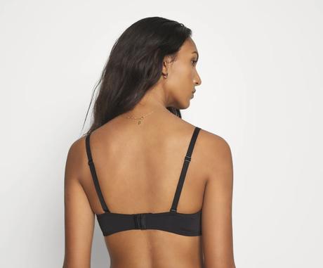 Čierna podprsenka, 75b