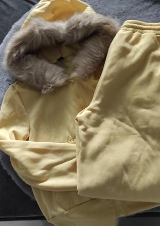 Dámska tepláková súprava, s