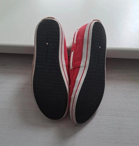 Znackove topanky, tommy hilfiger,37