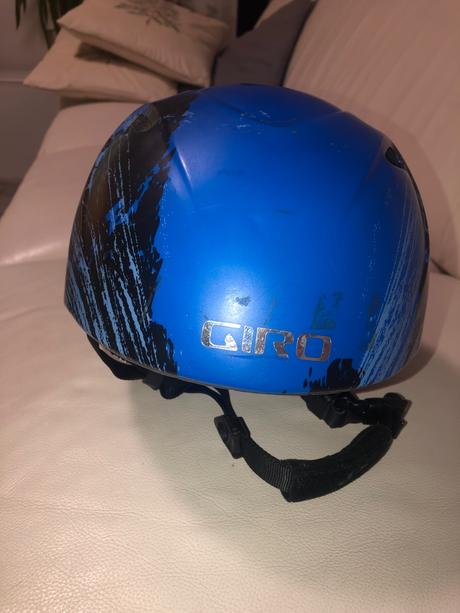 Lyziarská prilba zn. giro, giro,xs
