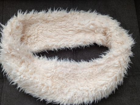 Kožušinový tunelový šál, 