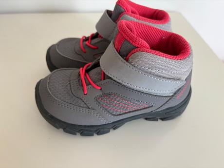 Turistické topanky, 24