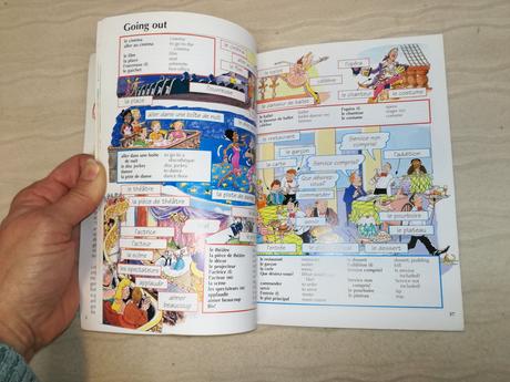 Usborne french dictionary for beginners wi19, 